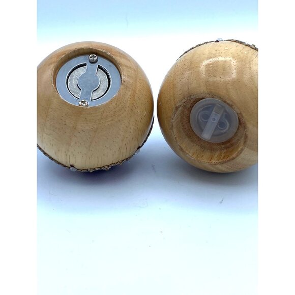 Florentine Elaborate Wood Hand Decorated Ball Salt Shaker and Pepper Mill Wood S - Picture 6 of 6